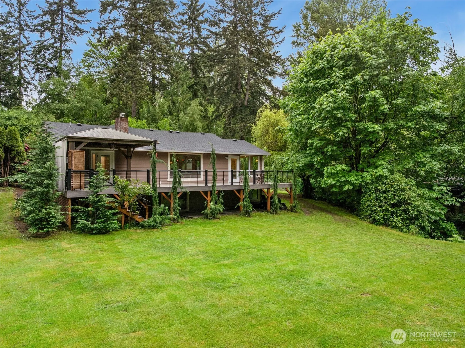 Property photo for 11019 Ne 140th Street, Kirkland photo 3