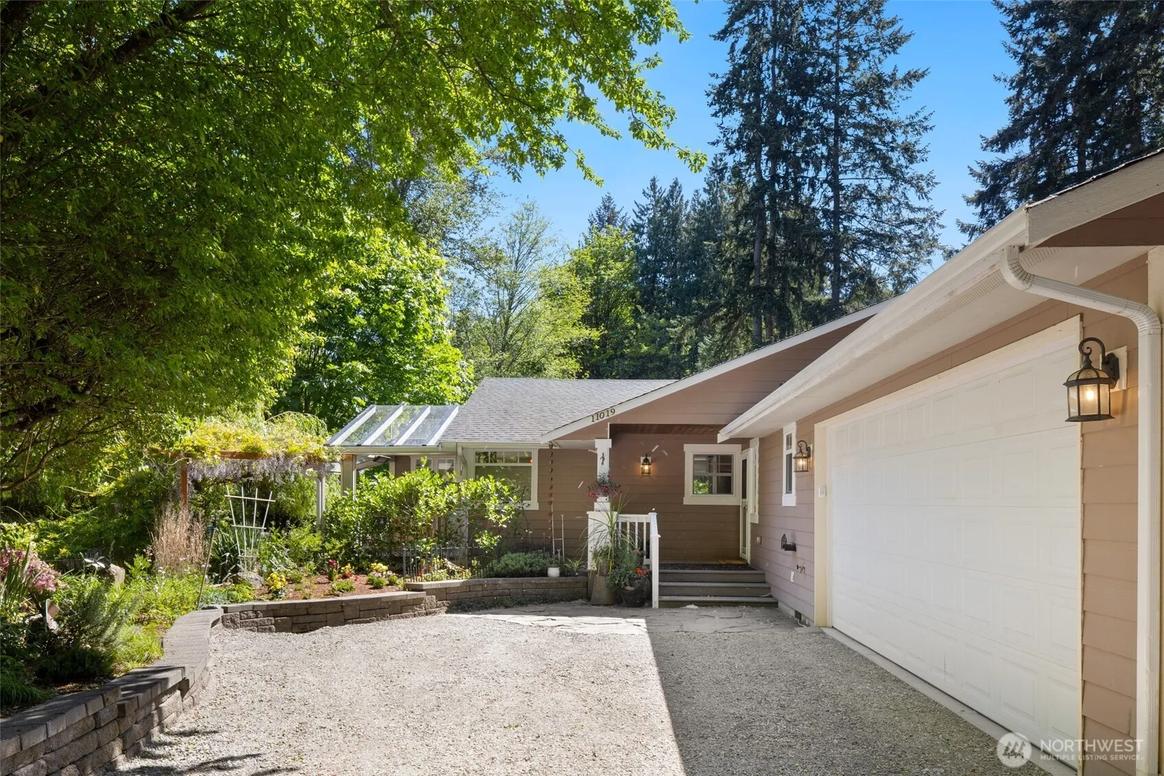 Property photo for 11019 Ne 140th Street, Kirkland photo 5