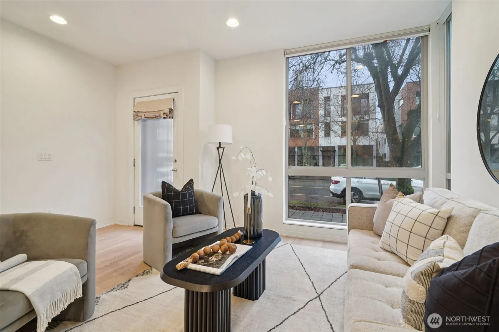 Property photo for 3817 B California Avenue Sw, Seattle photo 3