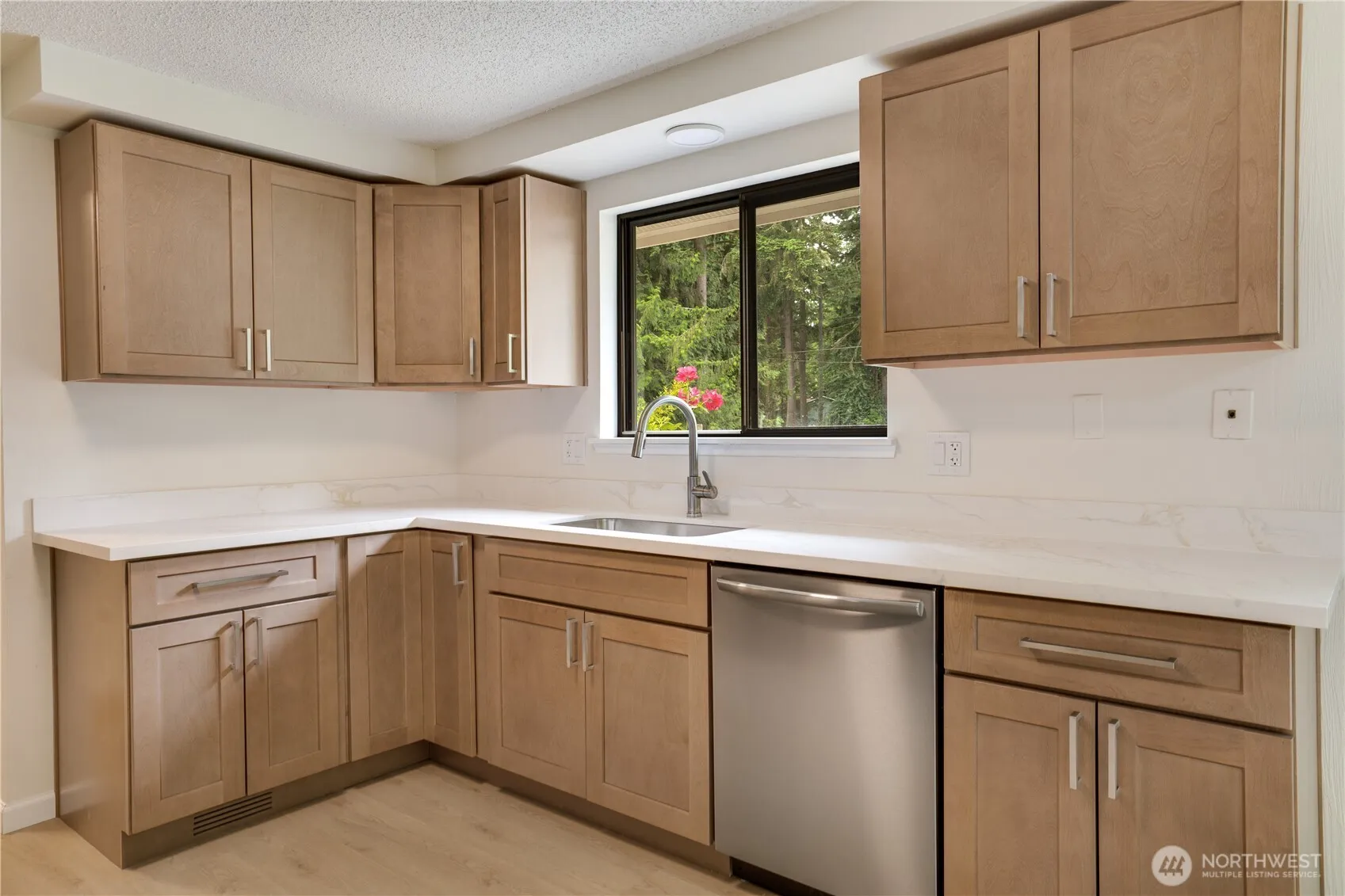 Property photo for 4270 Fir Drive Ne, Bremerton photo 4
