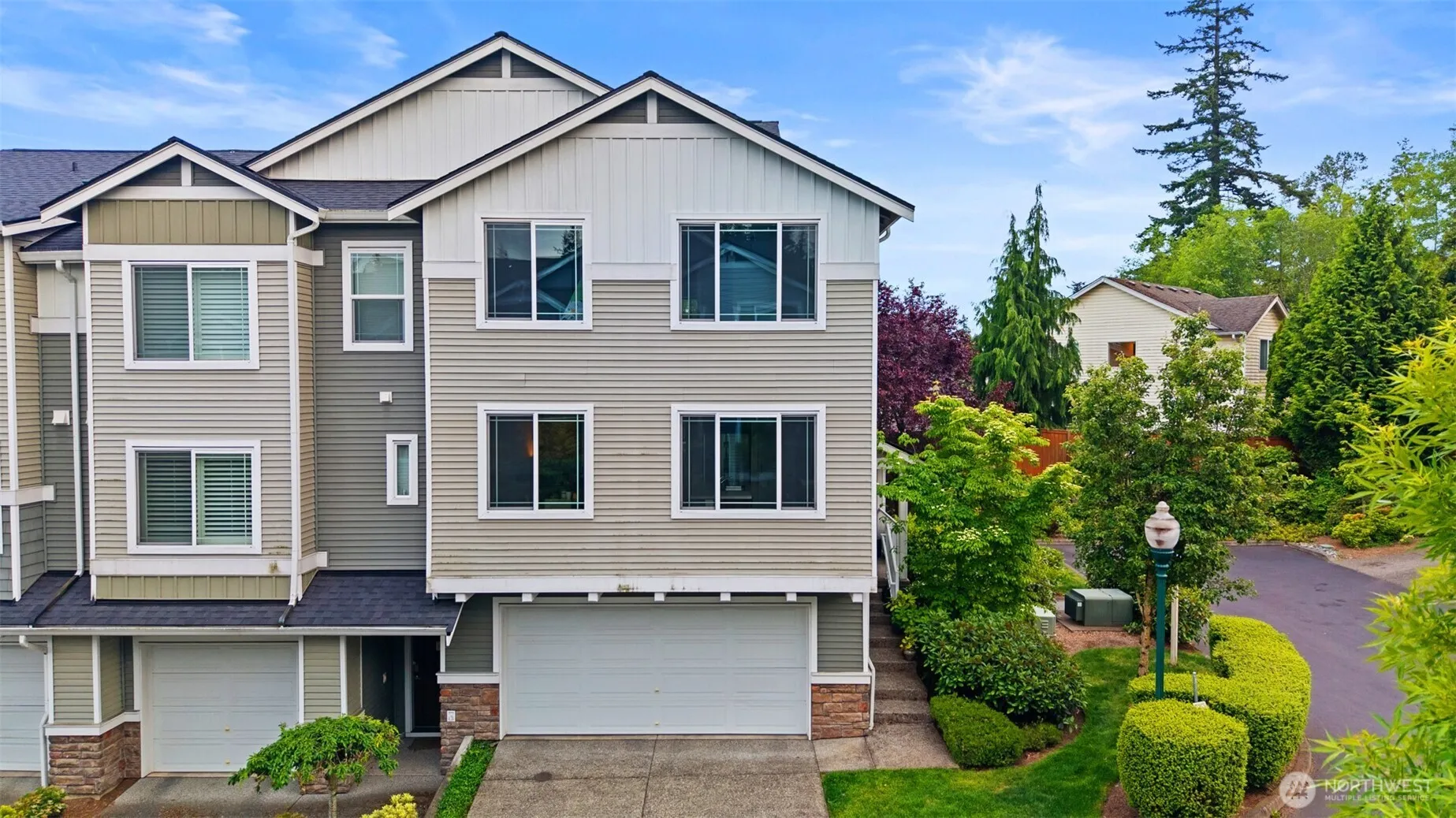 Property photo for 15720 Manor Way #q8, Lynnwood photo 2