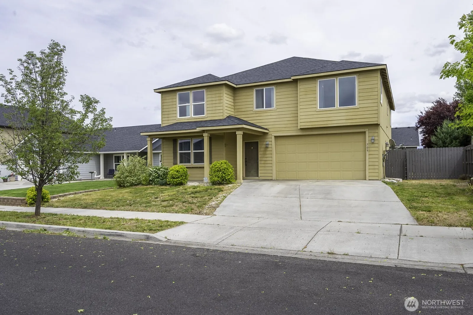 Property photo for 709 S Taft St, Moses Lake photo 4