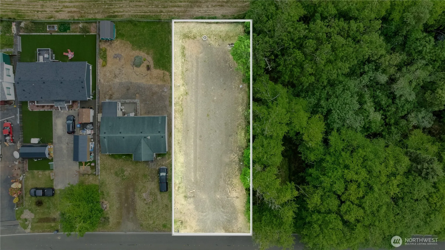 Property photo for 556 Duck Lake Drive Ne, Ocean Shores photo 2