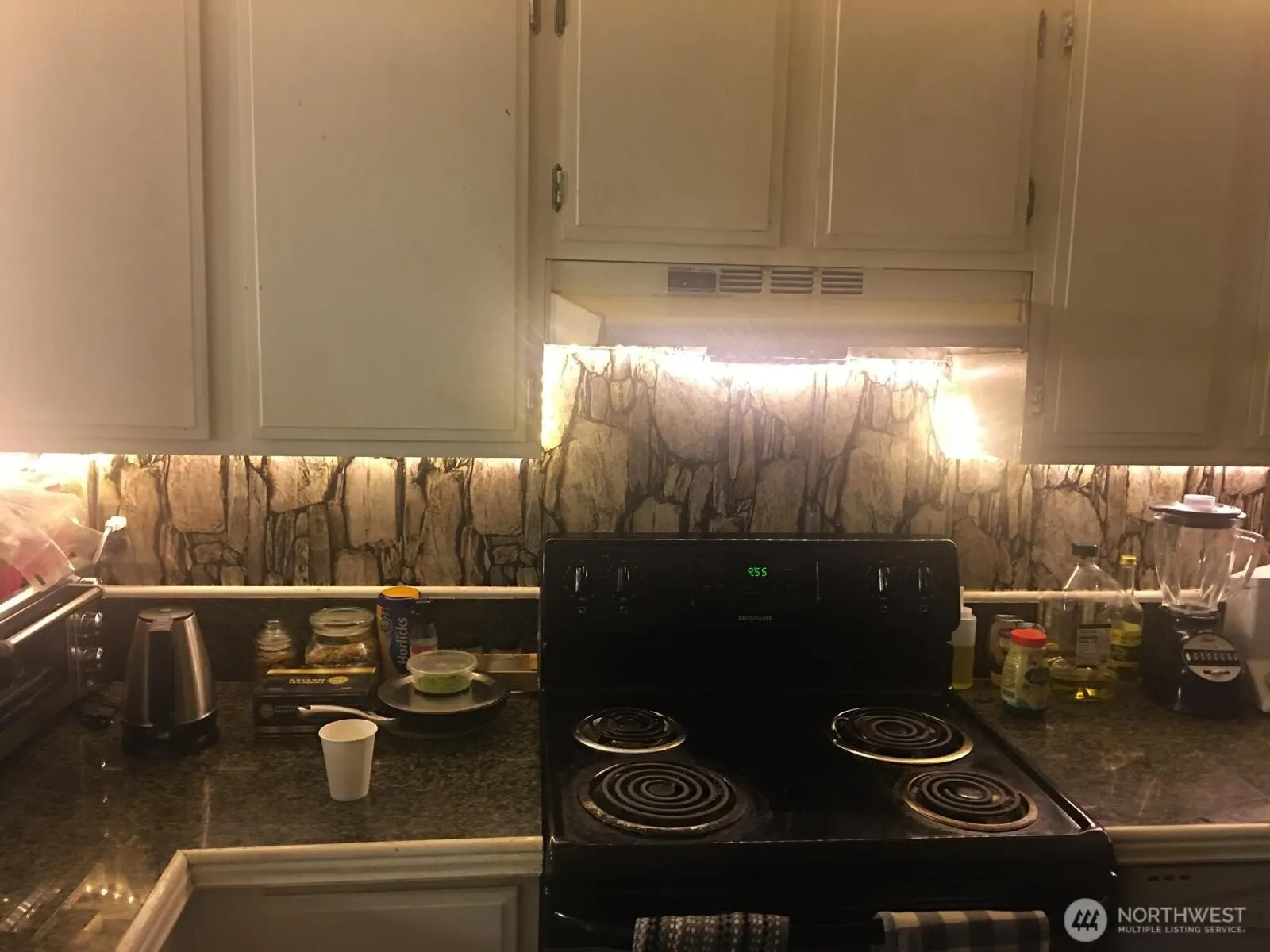 Property photo for 29 146th Avenue Se #c3, Bellevue photo 3