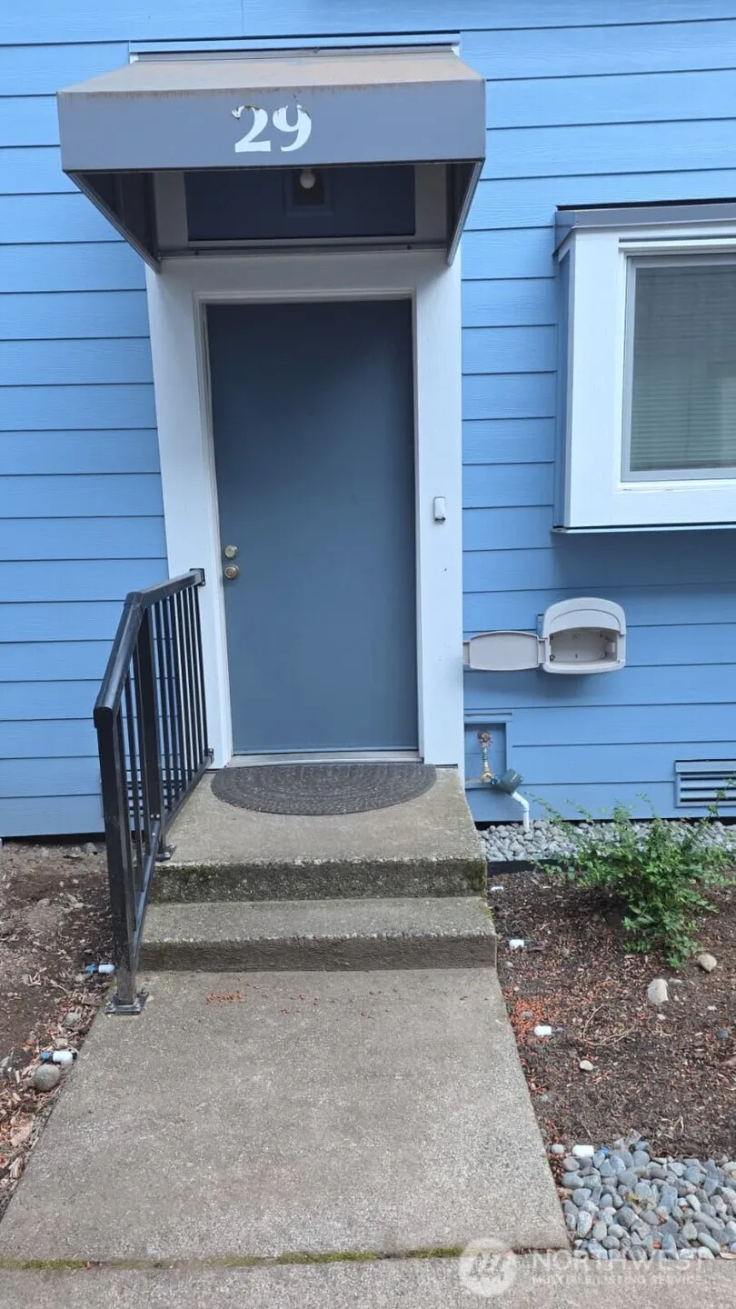 29 146th Avenue Se #c3, Bellevue