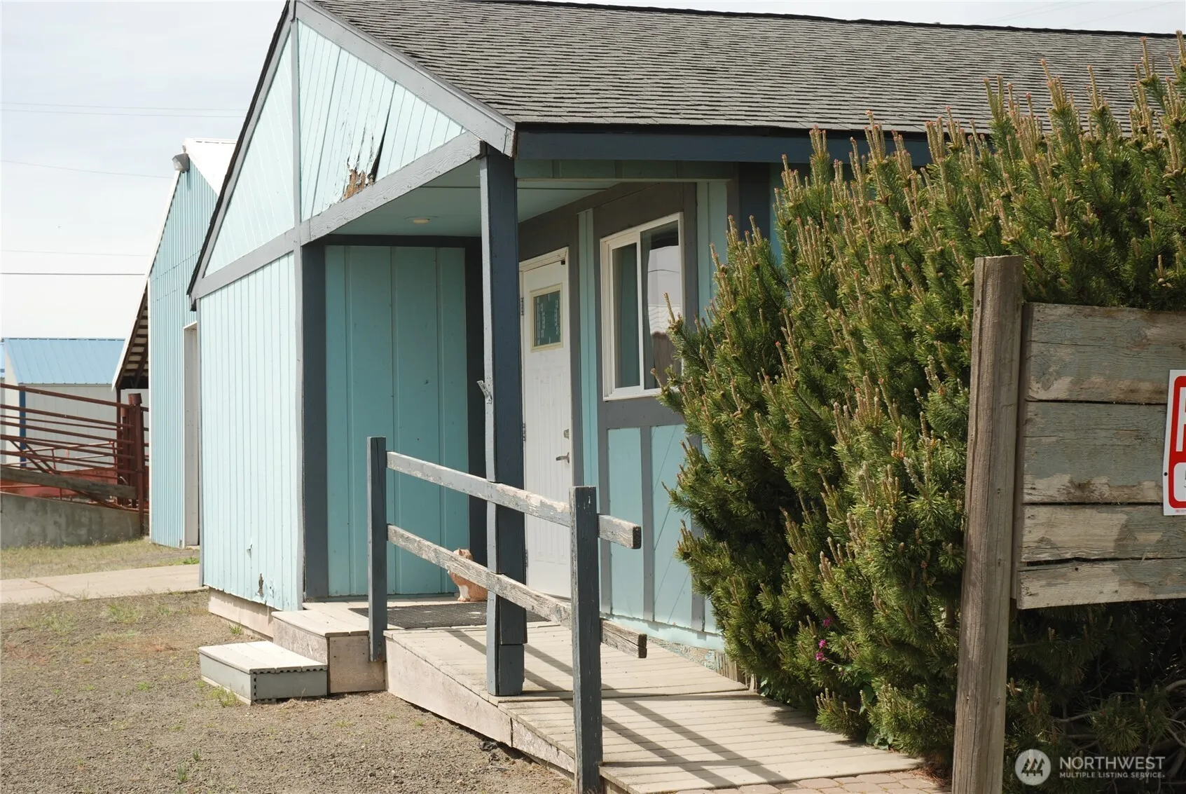 Property photo for 1202 Monroe Street, Davenport