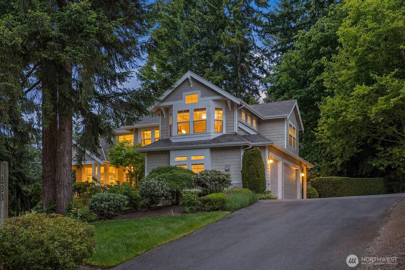 Property photo for 1239 216th Avenue Ne, Sammamish