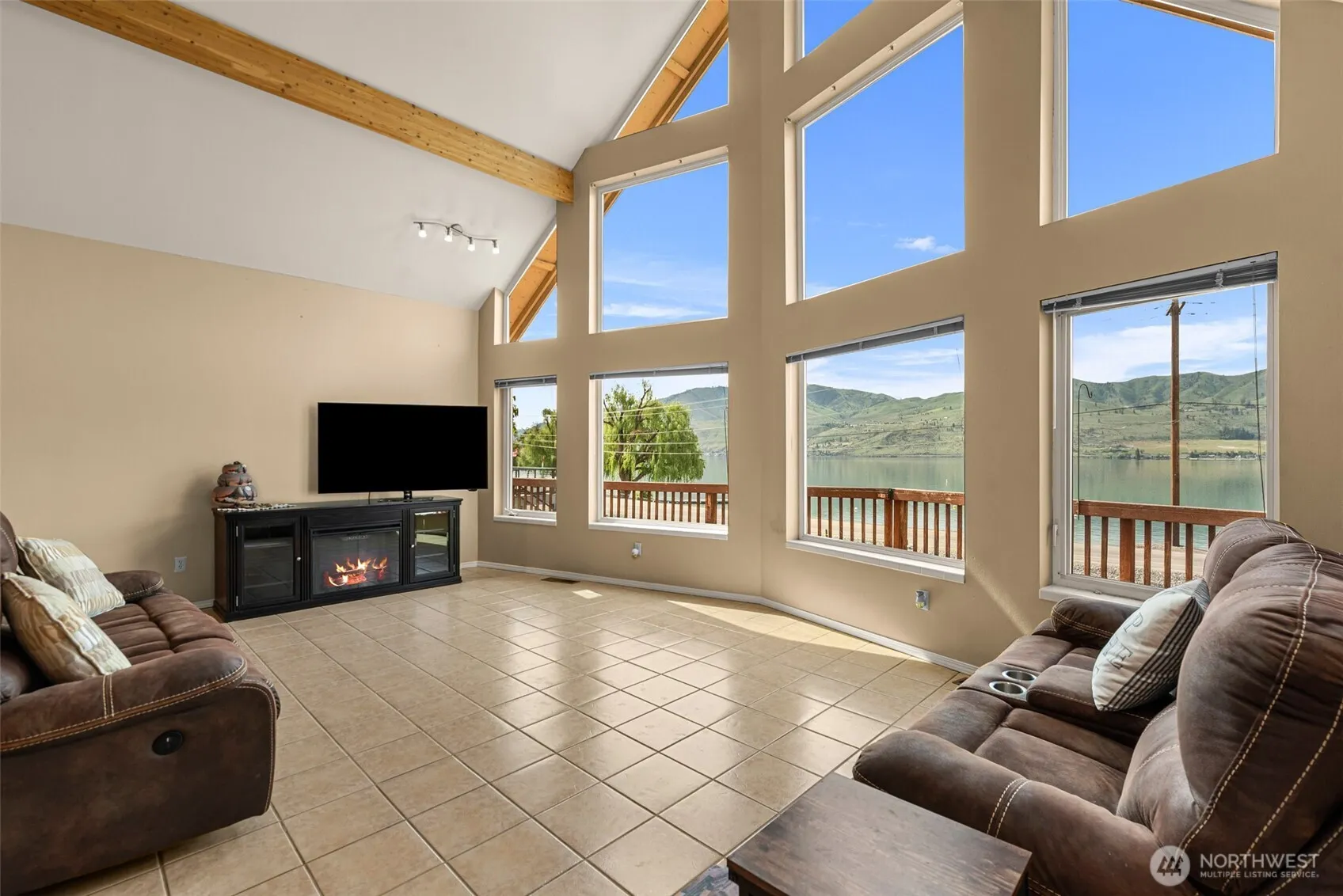 Property photo for 111 Eldorado Way, Chelan photo 5