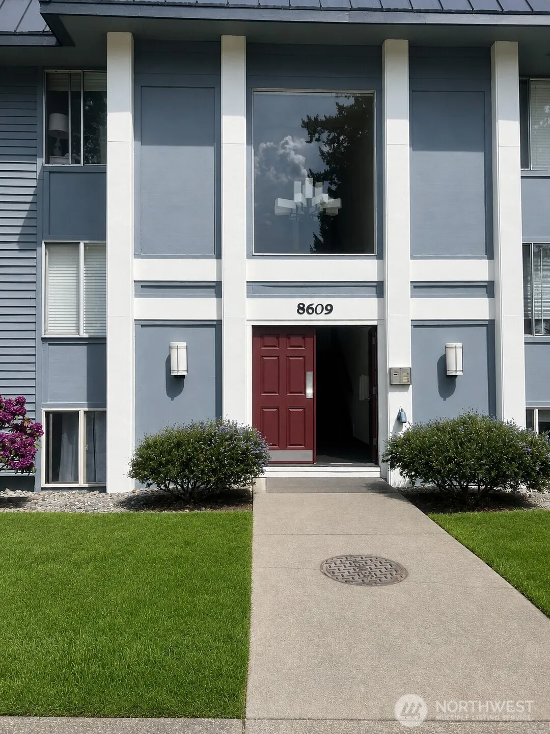 Property photo for 8609 Zircon Drive Sw #e2, Lakewood