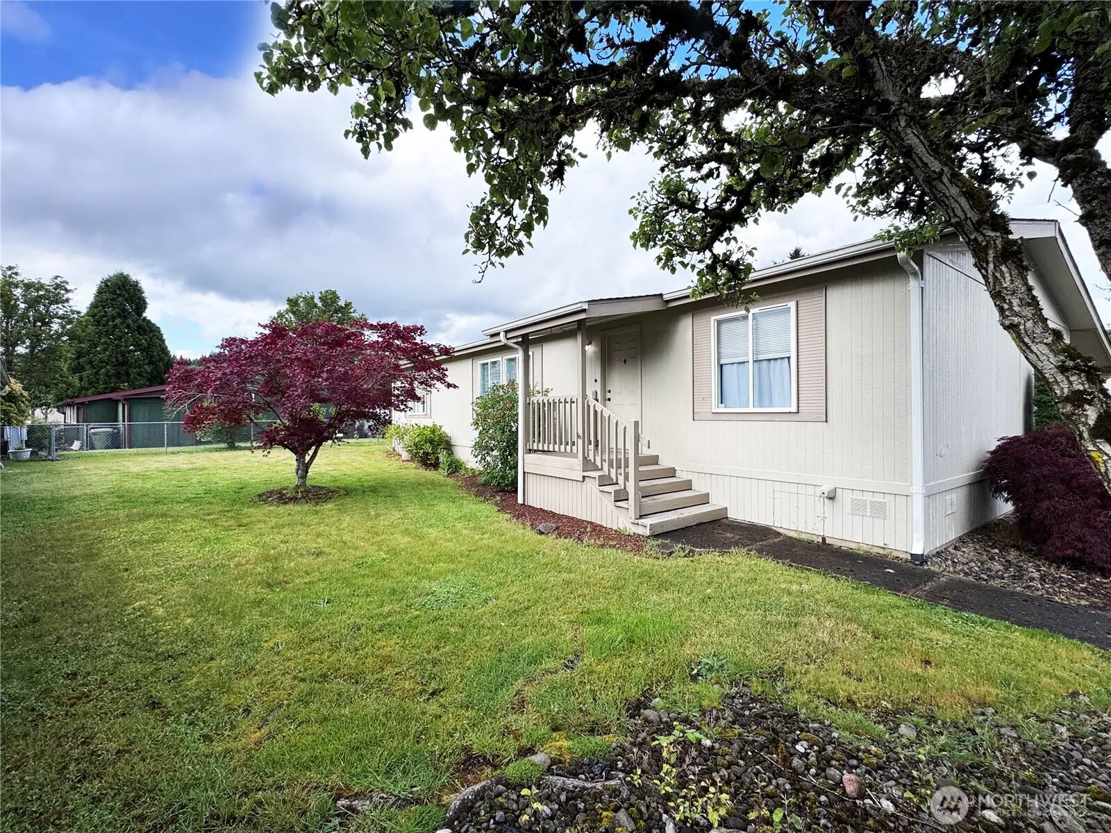 Property photo for 57 Heritage Boulevard, Longview photo 2