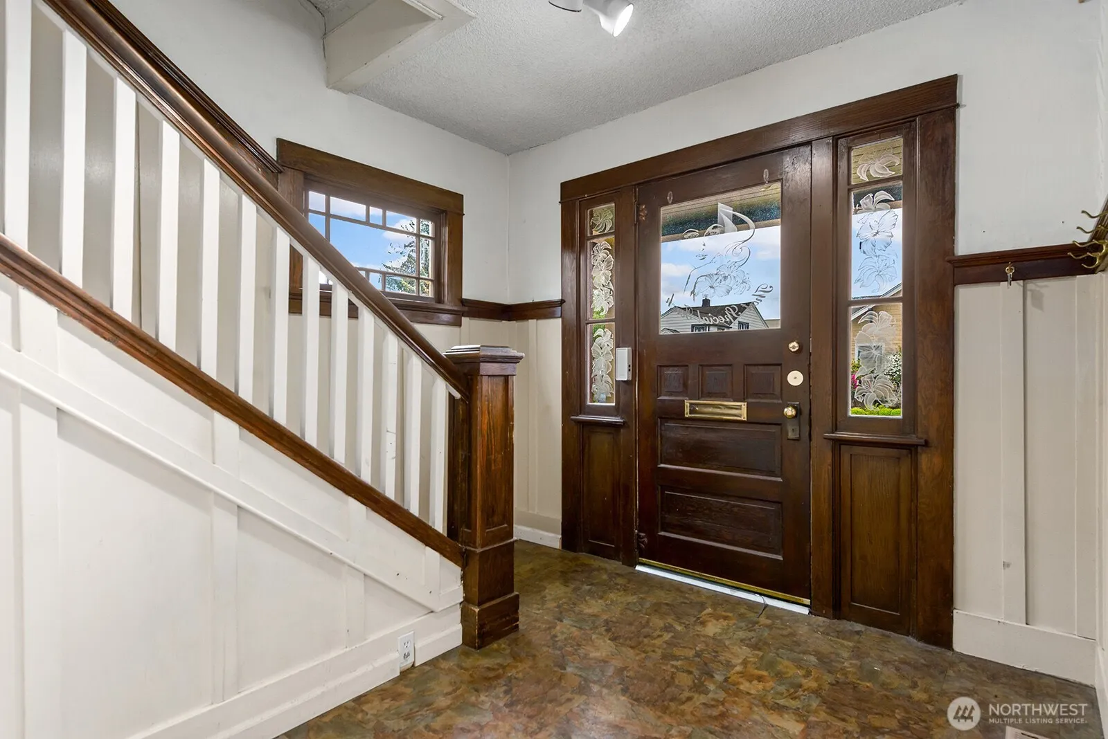 Property photo for 311 4th Street Ne, Auburn photo 2