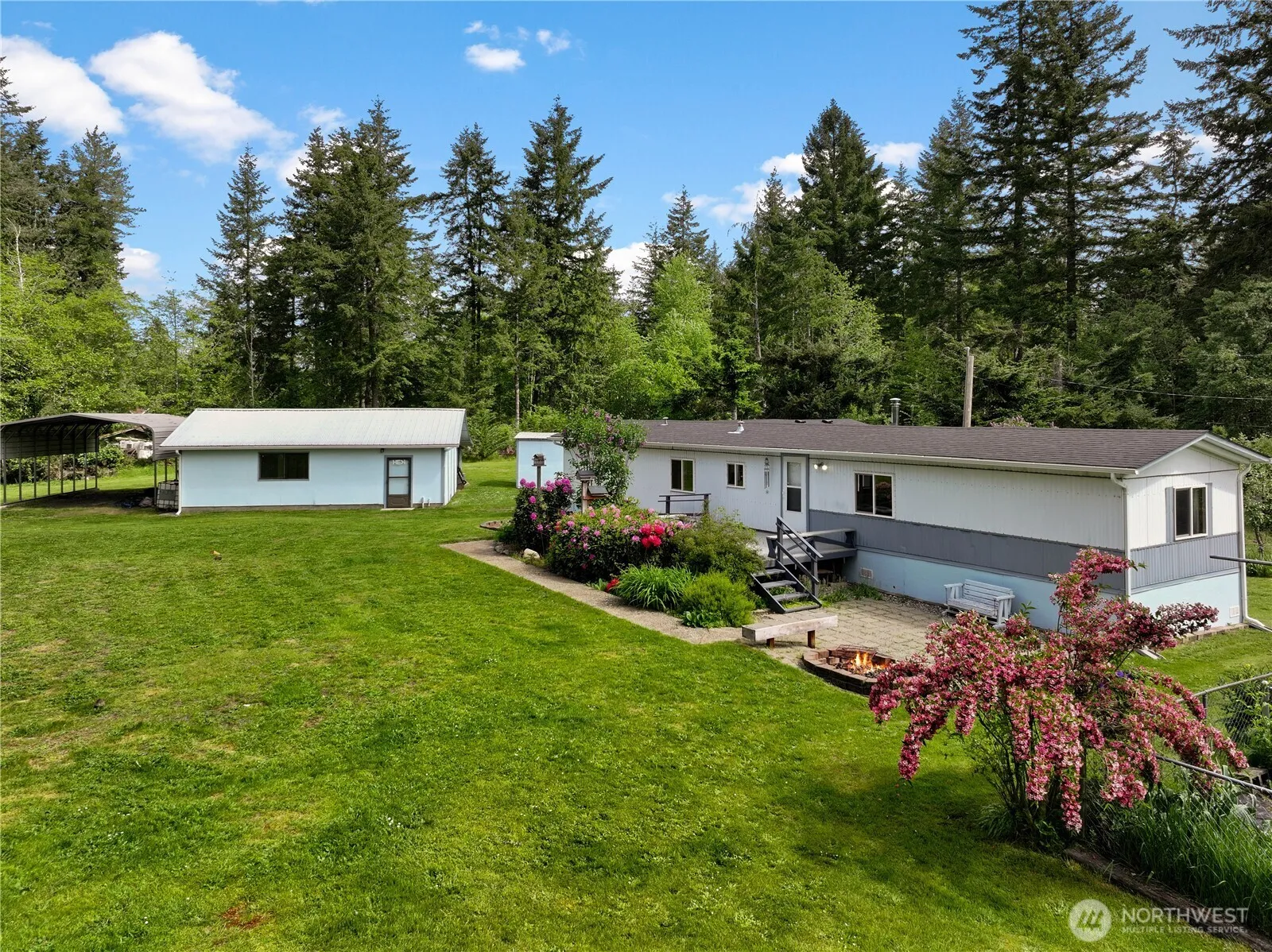 Property photo for 2550 Sw Youwood Way, Port Orchard
