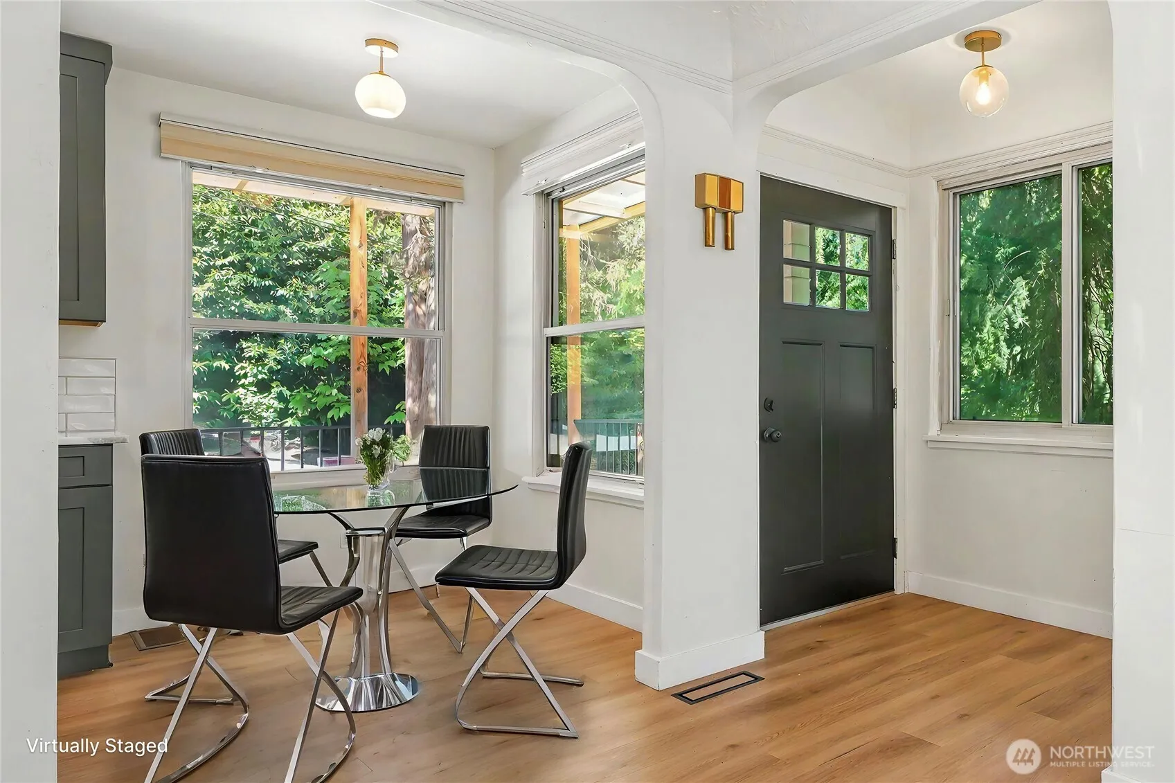 Property photo for 10106 16th Avenue S, Seattle photo 5