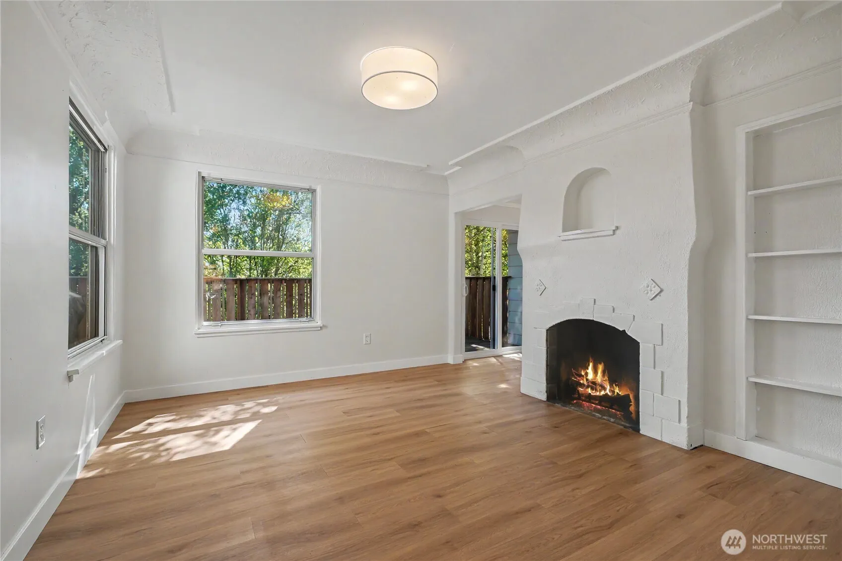 Property photo for 10106 16th Avenue S, Seattle photo 4