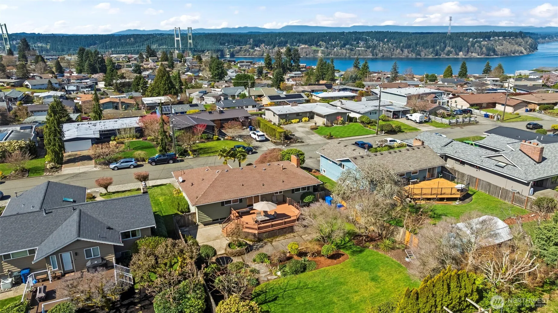 Property photo for 1841 N Lenore Drive, Tacoma photo 3