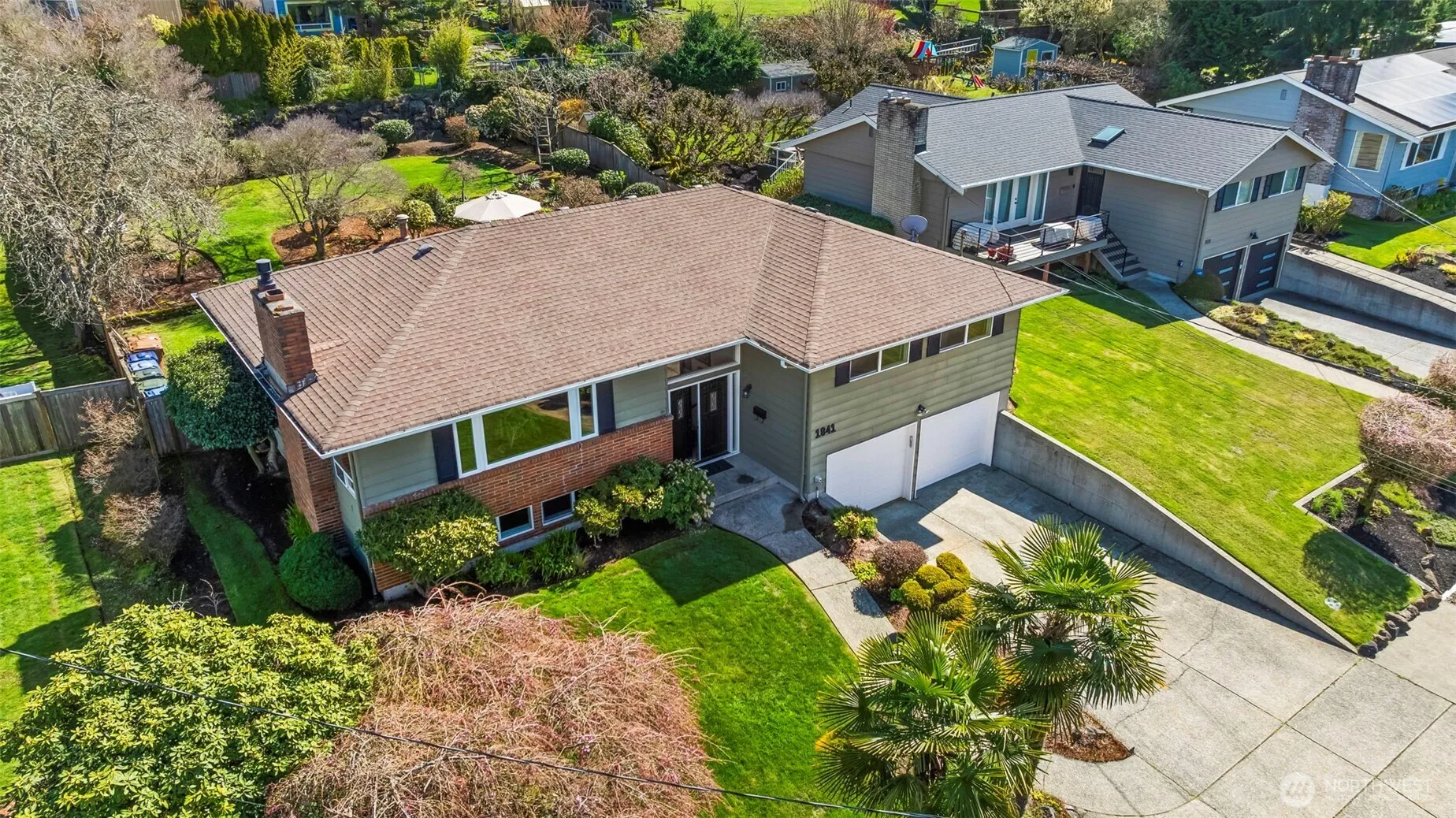 Property photo for 1841 N Lenore Drive, Tacoma photo 2