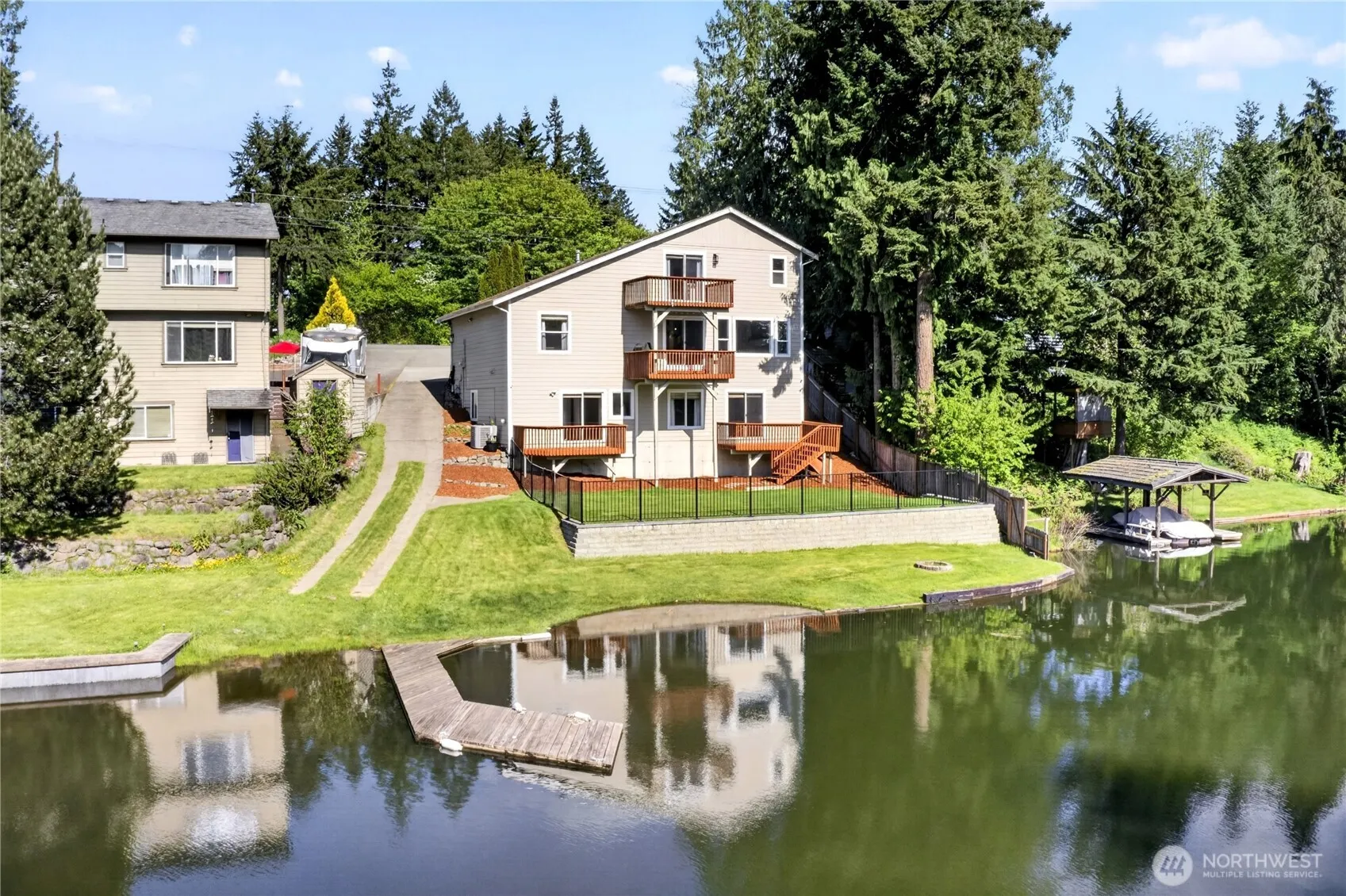 Property photo for 4120 218th Avenue East, Lake Tapps photo 3