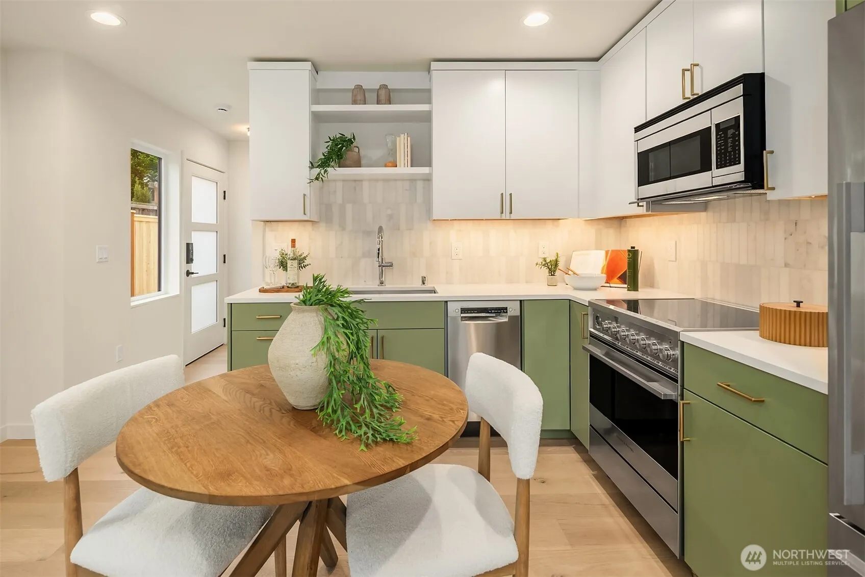Property photo for 7062 Cleopatra Place Nw, Seattle photo 5