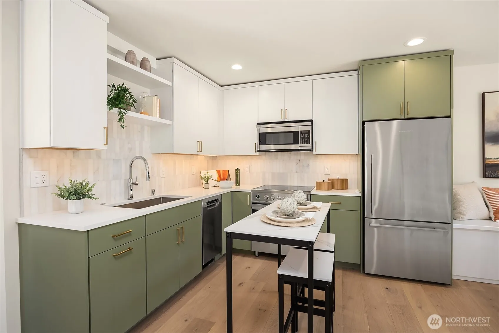 Property photo for 7062 Cleopatra Place Nw, Seattle photo 3