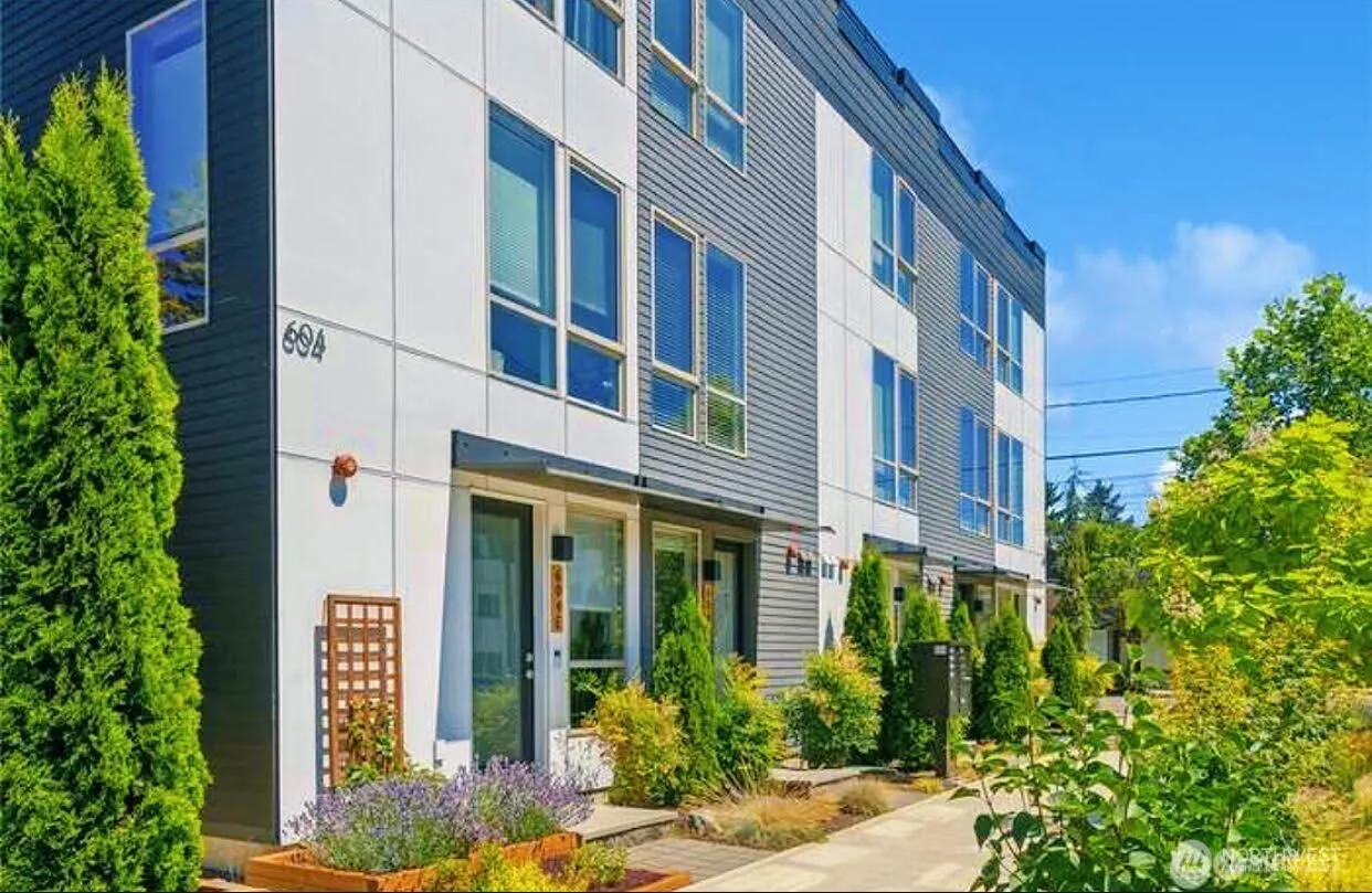 Property photo for 604 Nw 77th Street #d, Seattle