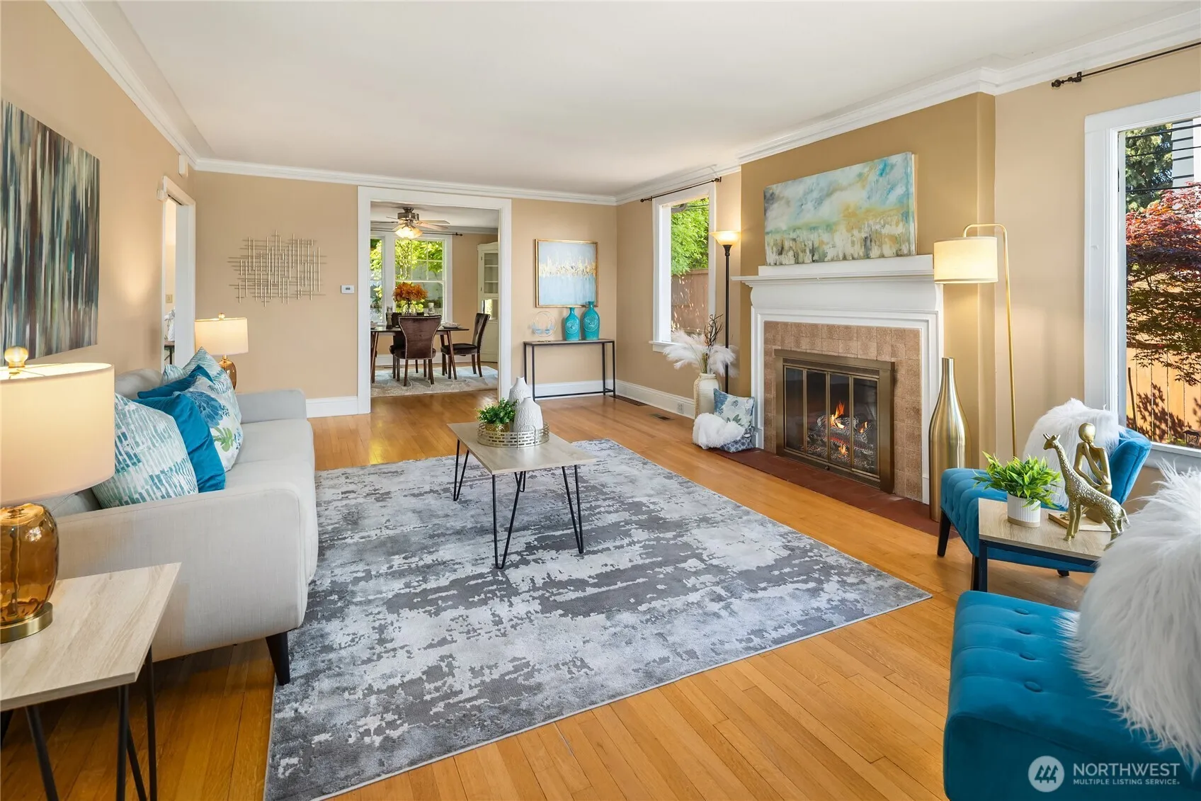 Property photo for 2727 36th Avenue Sw, Seattle photo 5