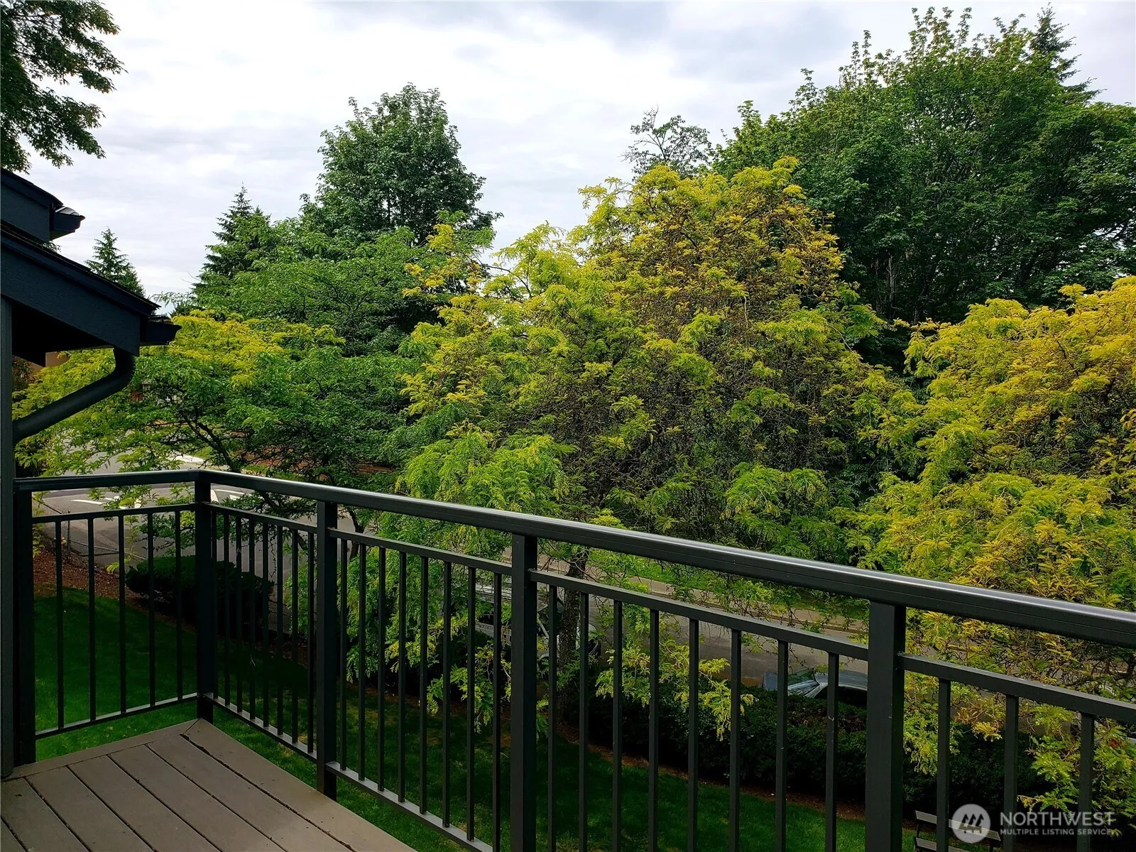 Property photo for 12709 Ne 116th Street #c304, Kirkland photo 3