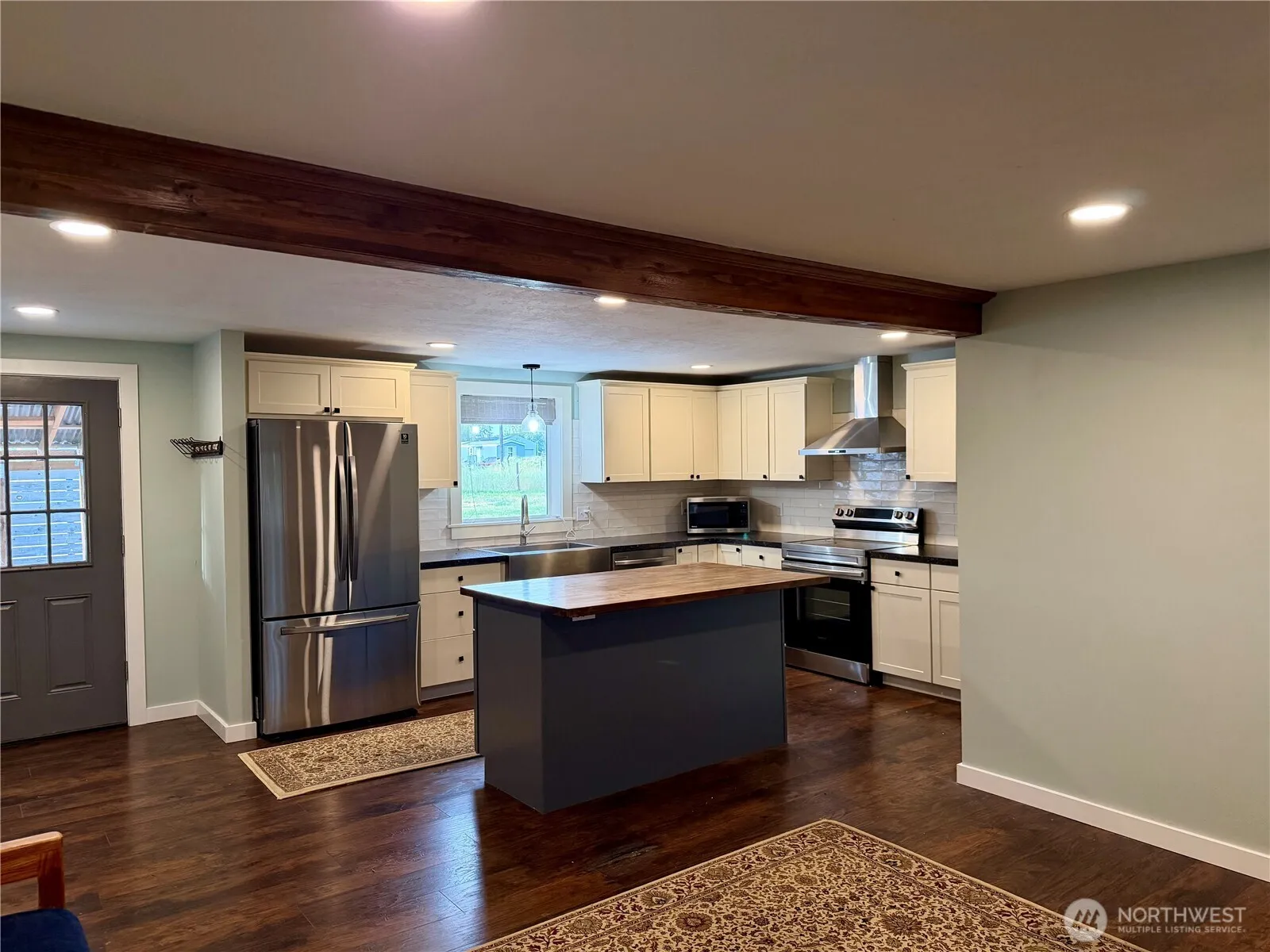 Property photo for 230 Nw Watson Street, Creston photo 3