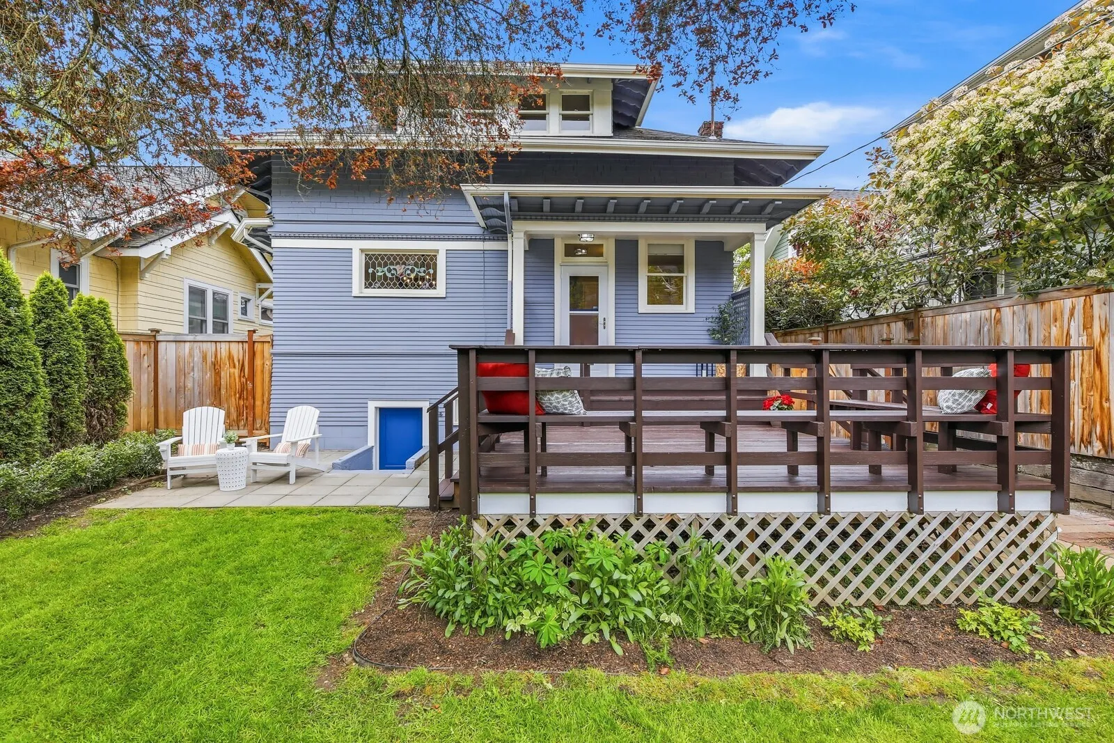 Property photo for 726 20th Avenue E, Seattle photo 5