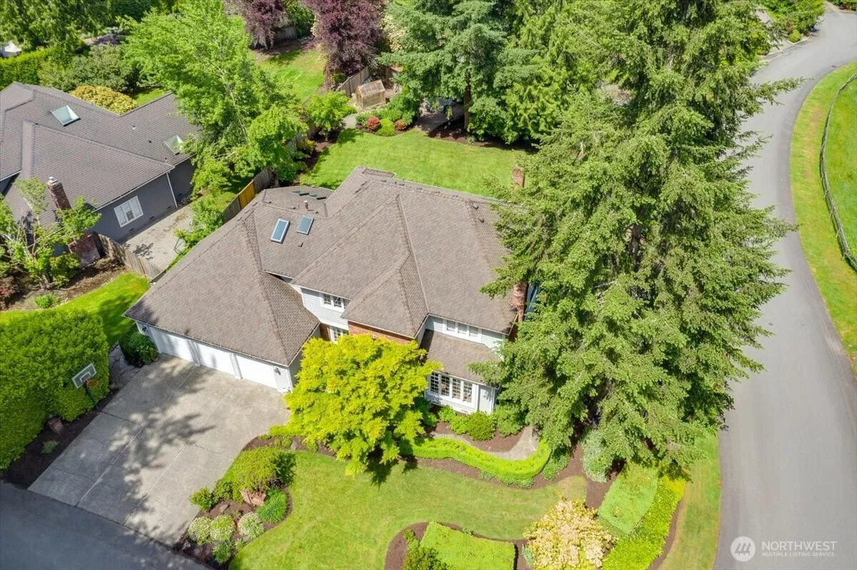 Property photo for 23956 Ne 31st Way, Sammamish photo 5