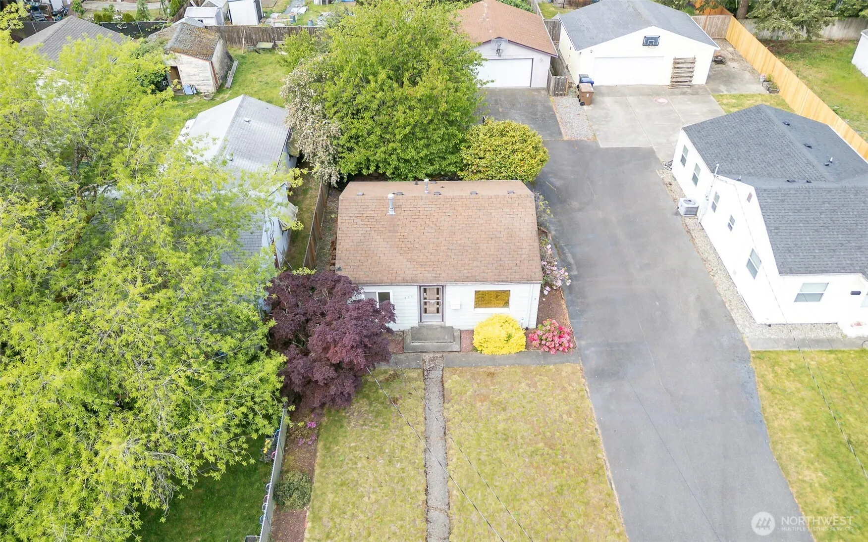 Property photo for 828 S Hawthorne Street, Tacoma photo 2