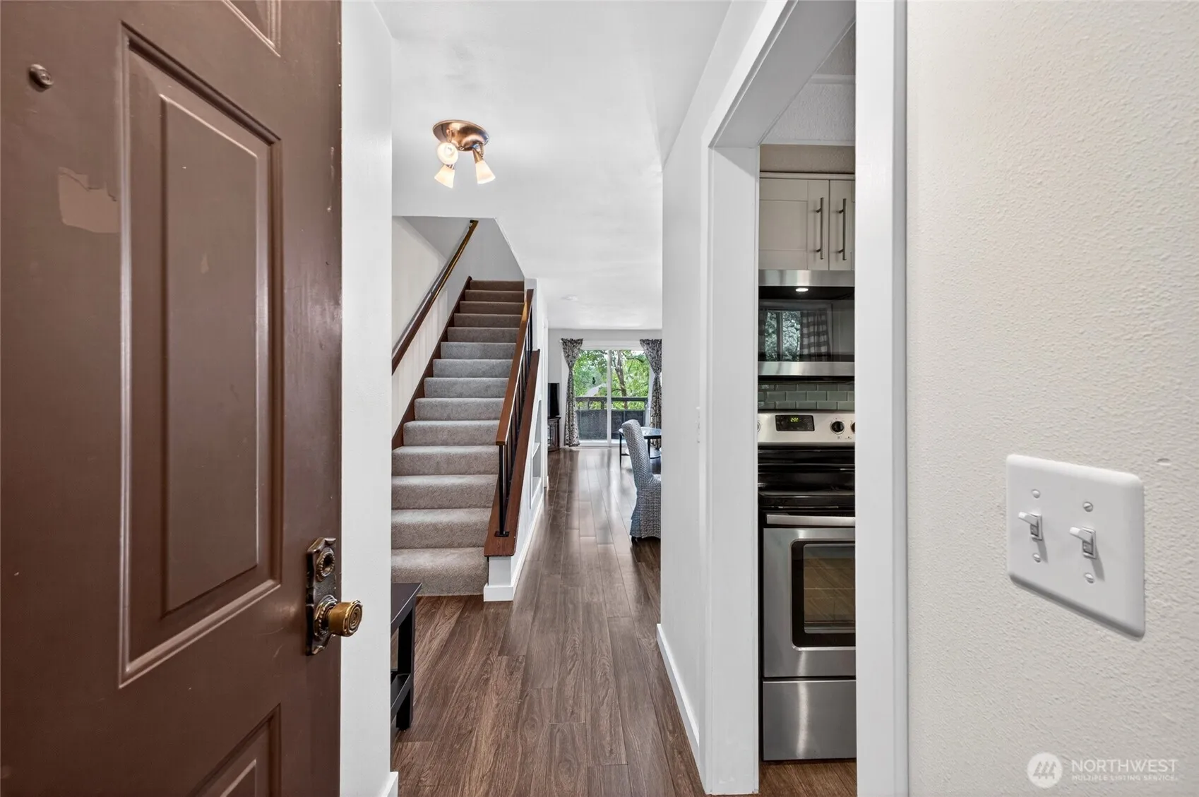 Property photo for 140 Summit Avenue N #b5, Kent photo 5