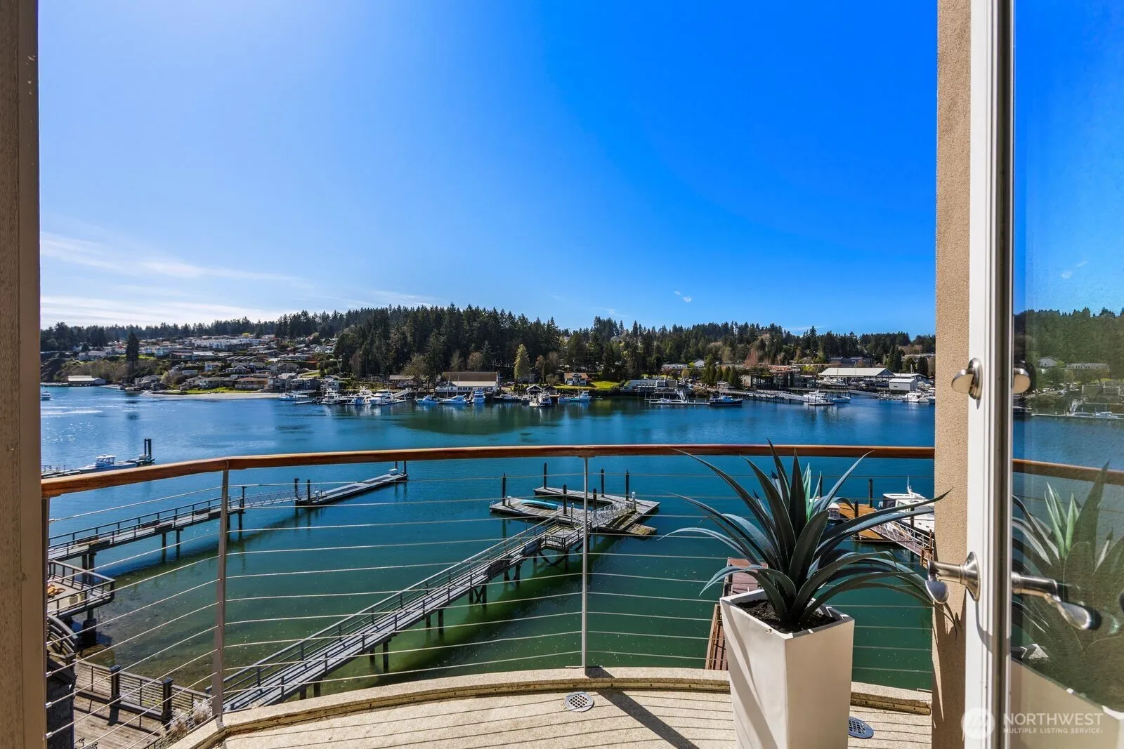 Property photo for 7926 Goodman Drive Nw, Gig Harbor photo 3