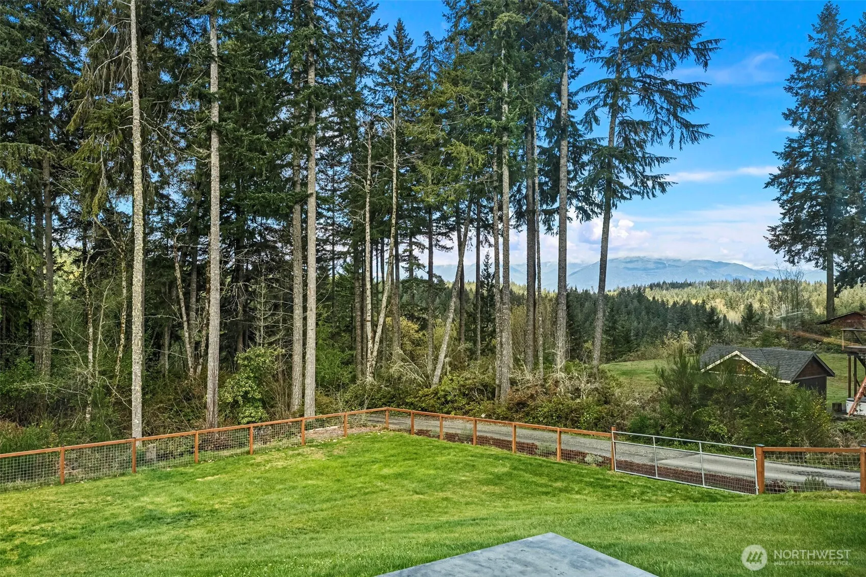 Property photo for 10128 Merlins Lane Nw, Bremerton photo 3