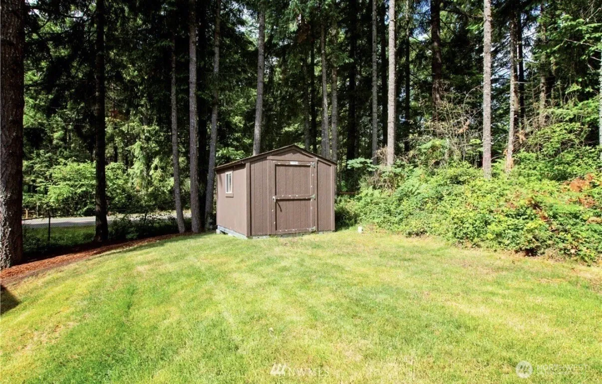 Property photo for 22143 Se Bluewater Drive Se, Yelm photo 4