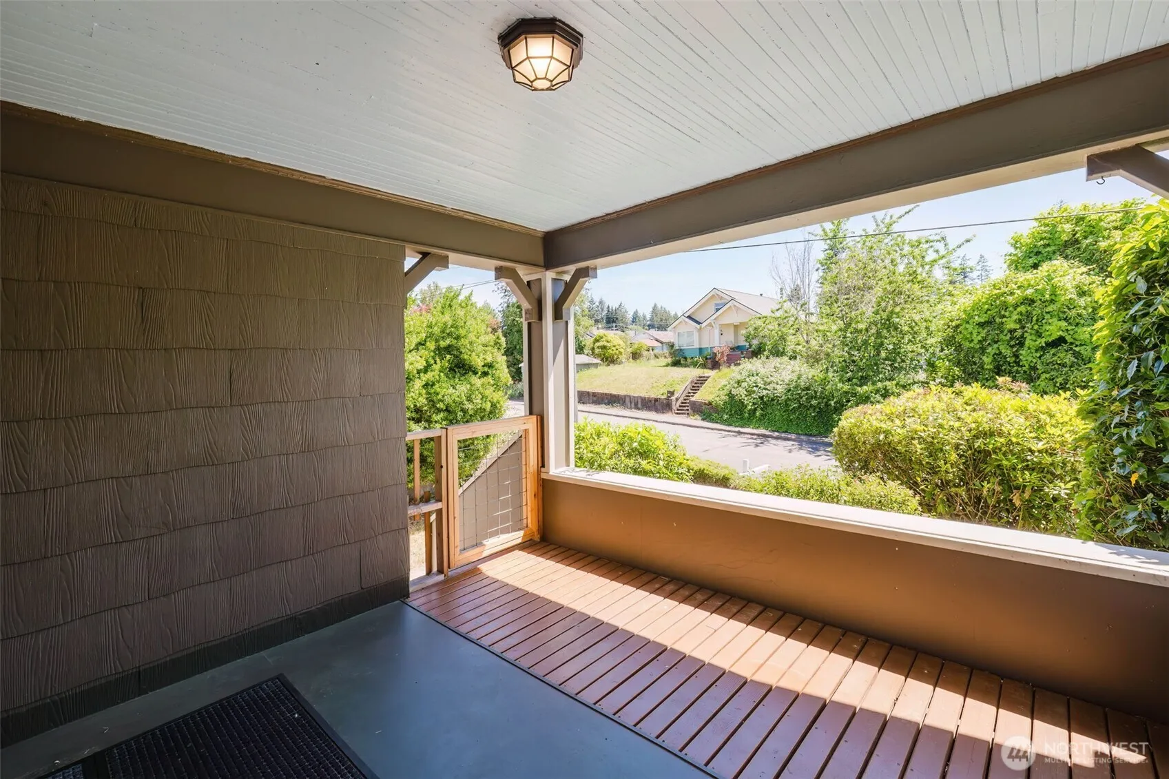 Property photo for 1922 4th Street, Bremerton photo 3