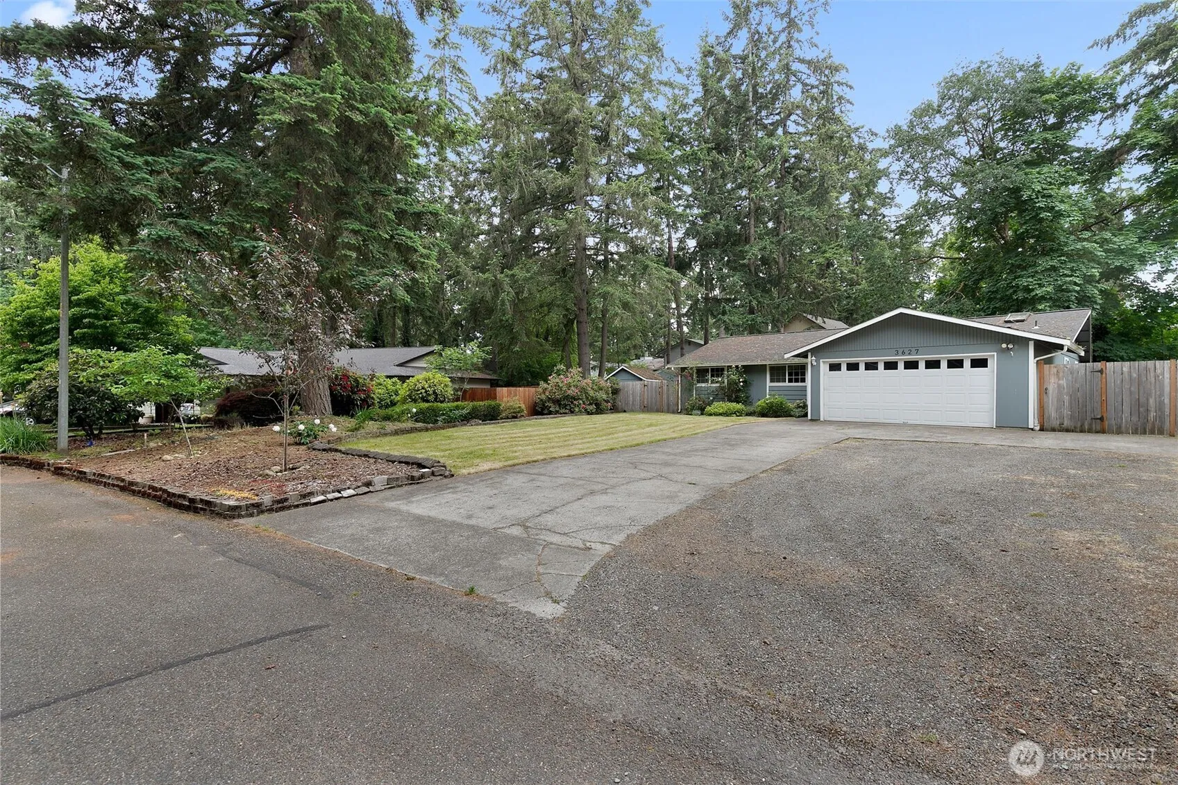 Property photo for 3627 Princeton Court Se, Lacey photo 2