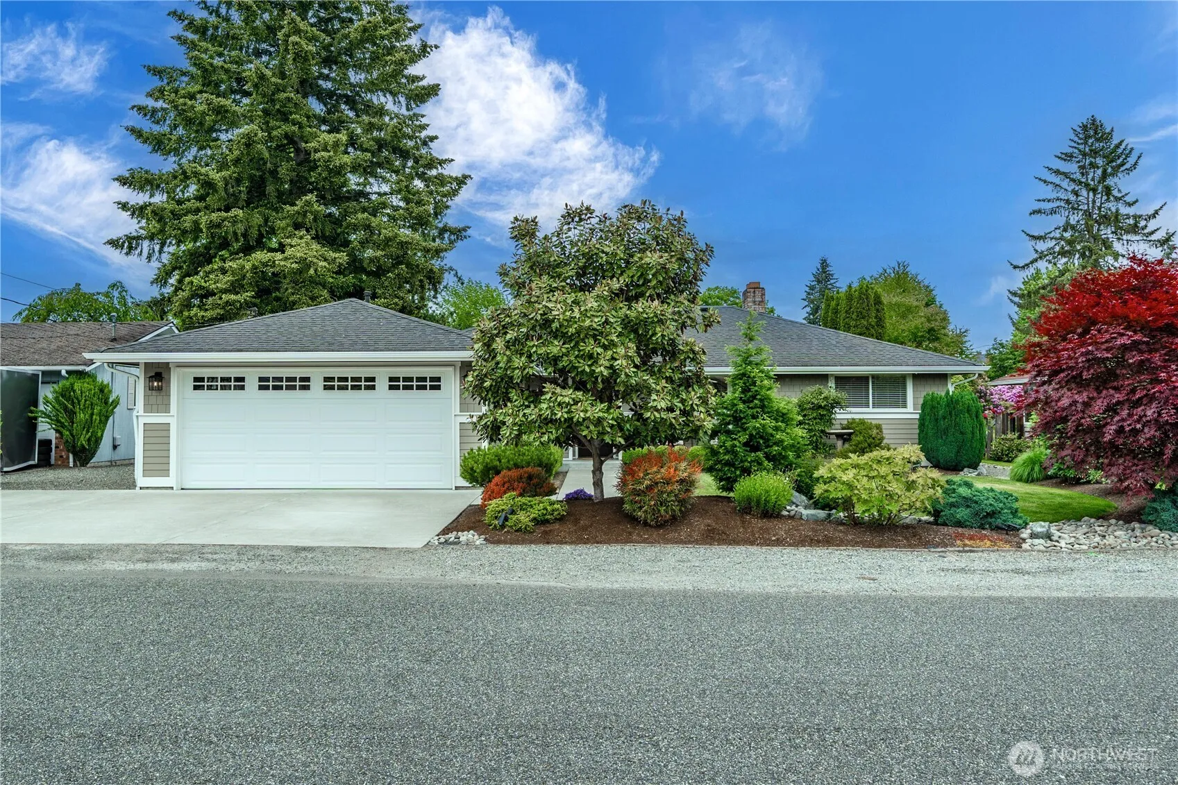 Property photo for 123 Mcelroy Place, Puyallup