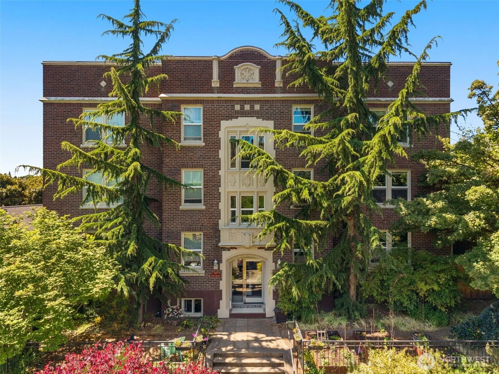 Property photo for 715 24th Avenue #306, Seattle
