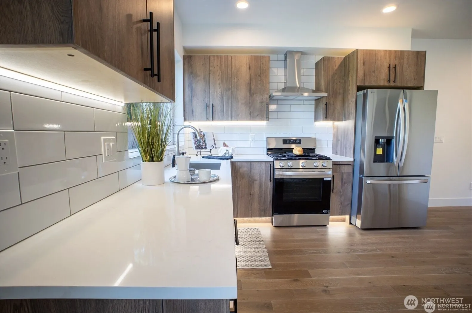 Property photo for 12215 Des Moines Memorial Drive S #unit A, Burien photo 4
