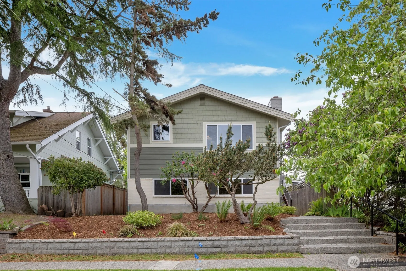 Property photo for 7727 27th Avenue Nw, Seattle