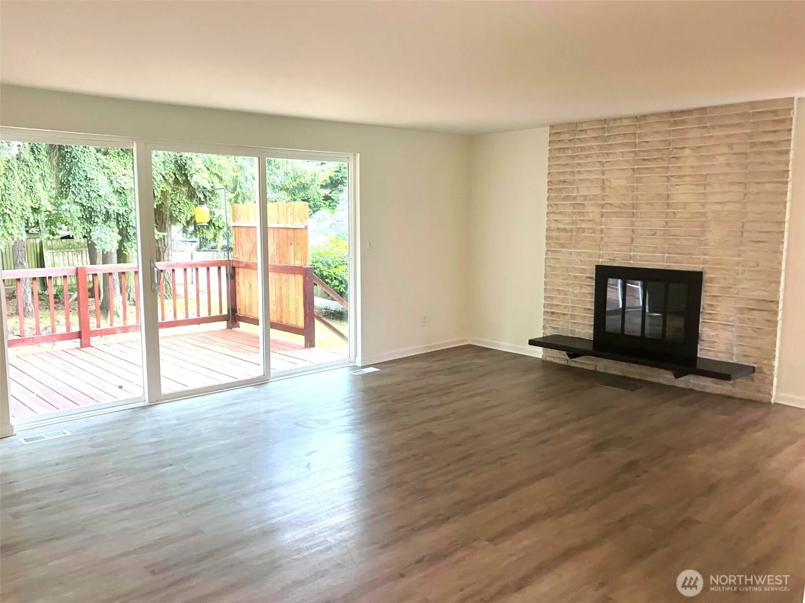 Property photo for 20621 5th Avenue Ct S, Des Moines photo 5