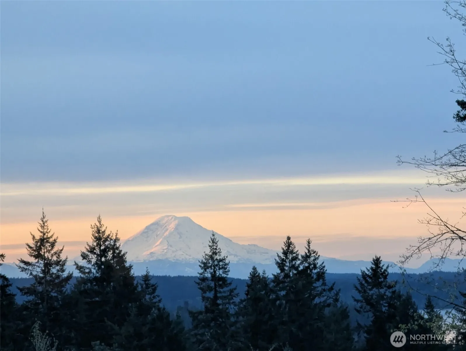 Property photo for 1762 Ne Crystallia Court, Poulsbo photo 2