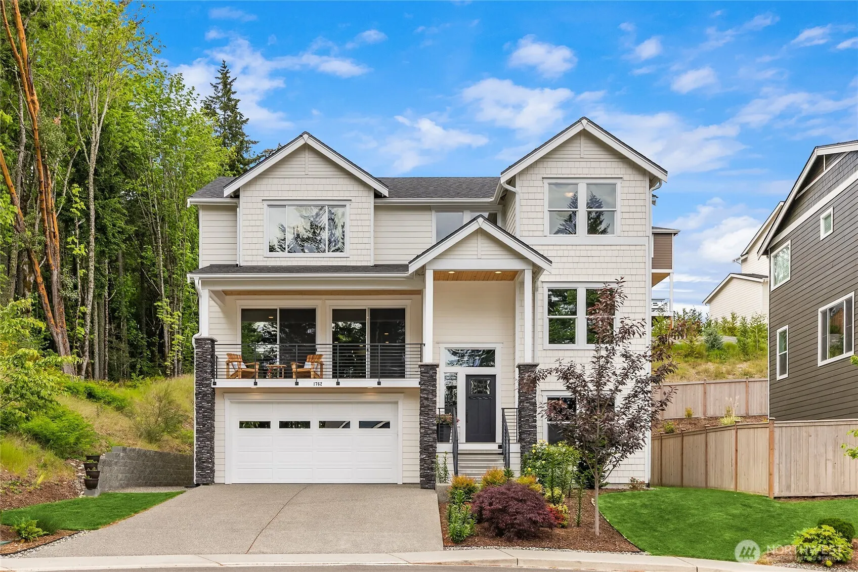 Property photo for 1762 Ne Crystallia Court, Poulsbo
