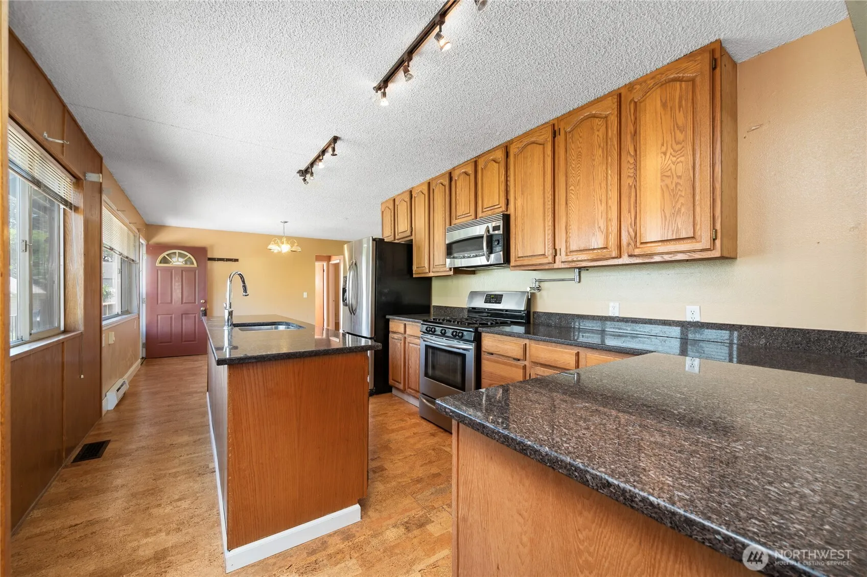 Property photo for 932 Third Street, Blaine photo 5