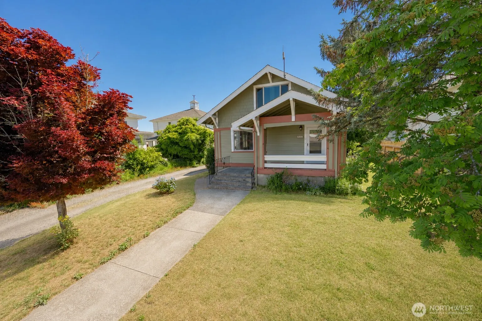 Property photo for 932 Third Street, Blaine photo 2