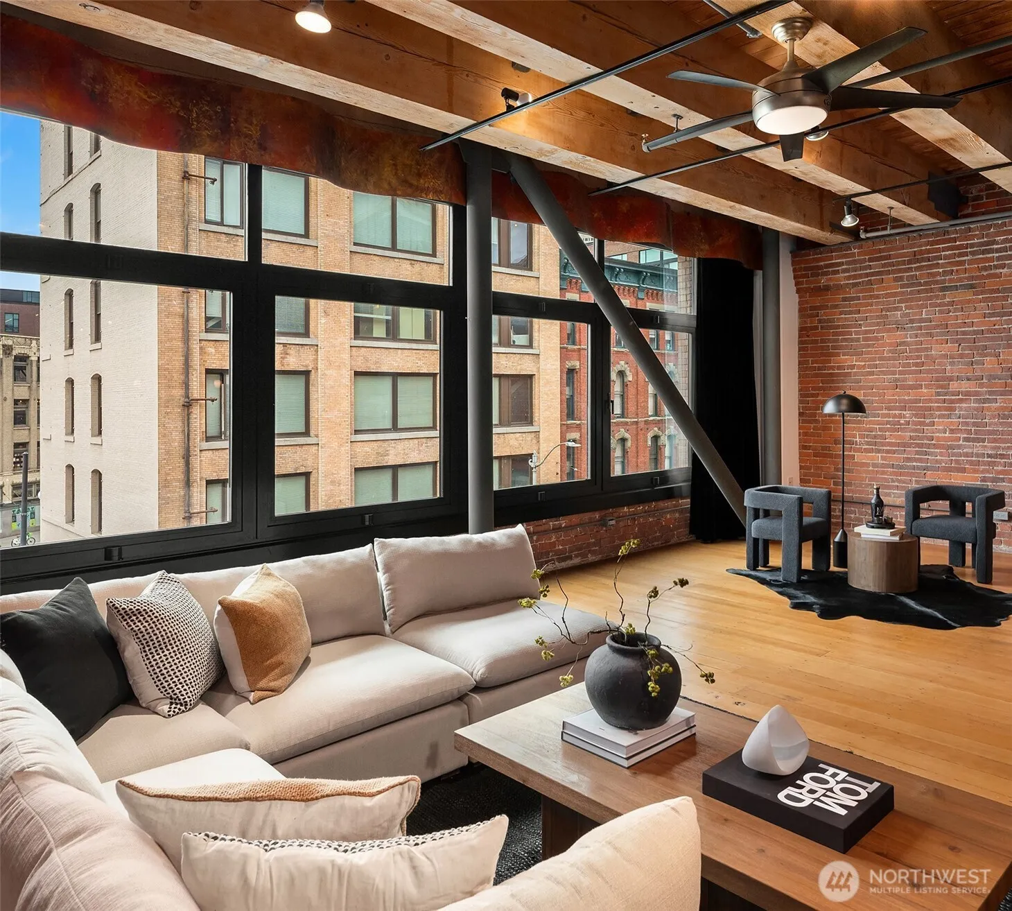Property photo for 210 3rd Avenue S #3c, Seattle photo 2
