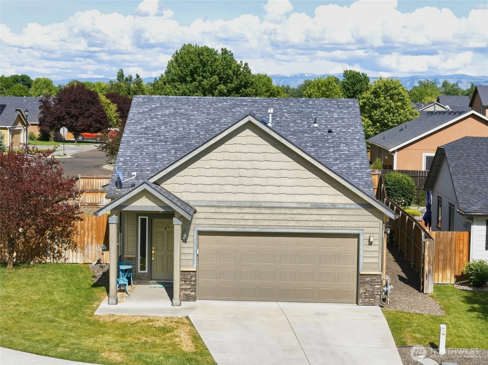 Property photo for 1361 Sw Greeley Street, College Place