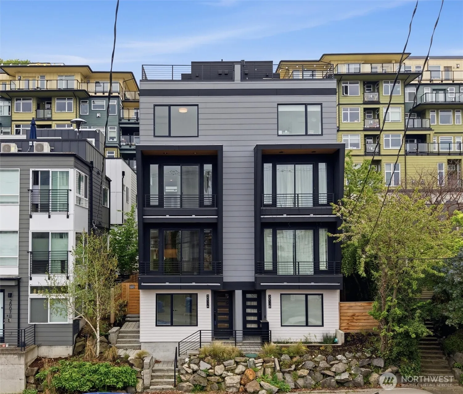 Property photo for 2011 Dexter Avenue N #a, Seattle photo 2