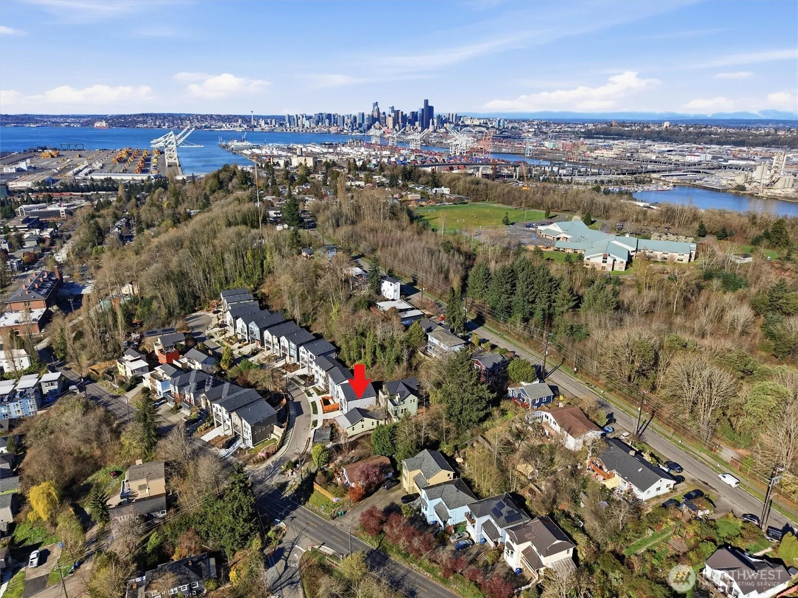 Property photo for 4582 22nd Avenue Sw, Seattle photo 3