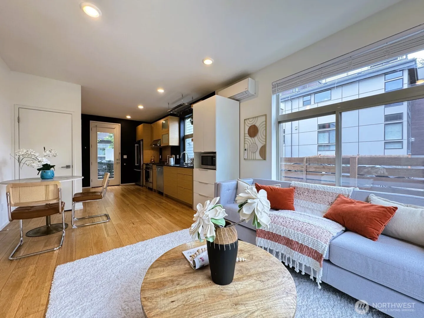 Property photo for 4114 Linden Avenue N #a, Seattle photo 5